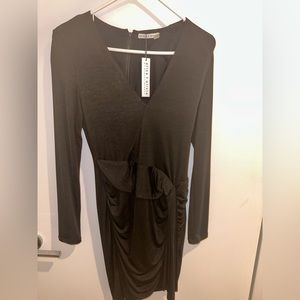 Alice + Olivia Black KYRA V-NECK MINI DRESS